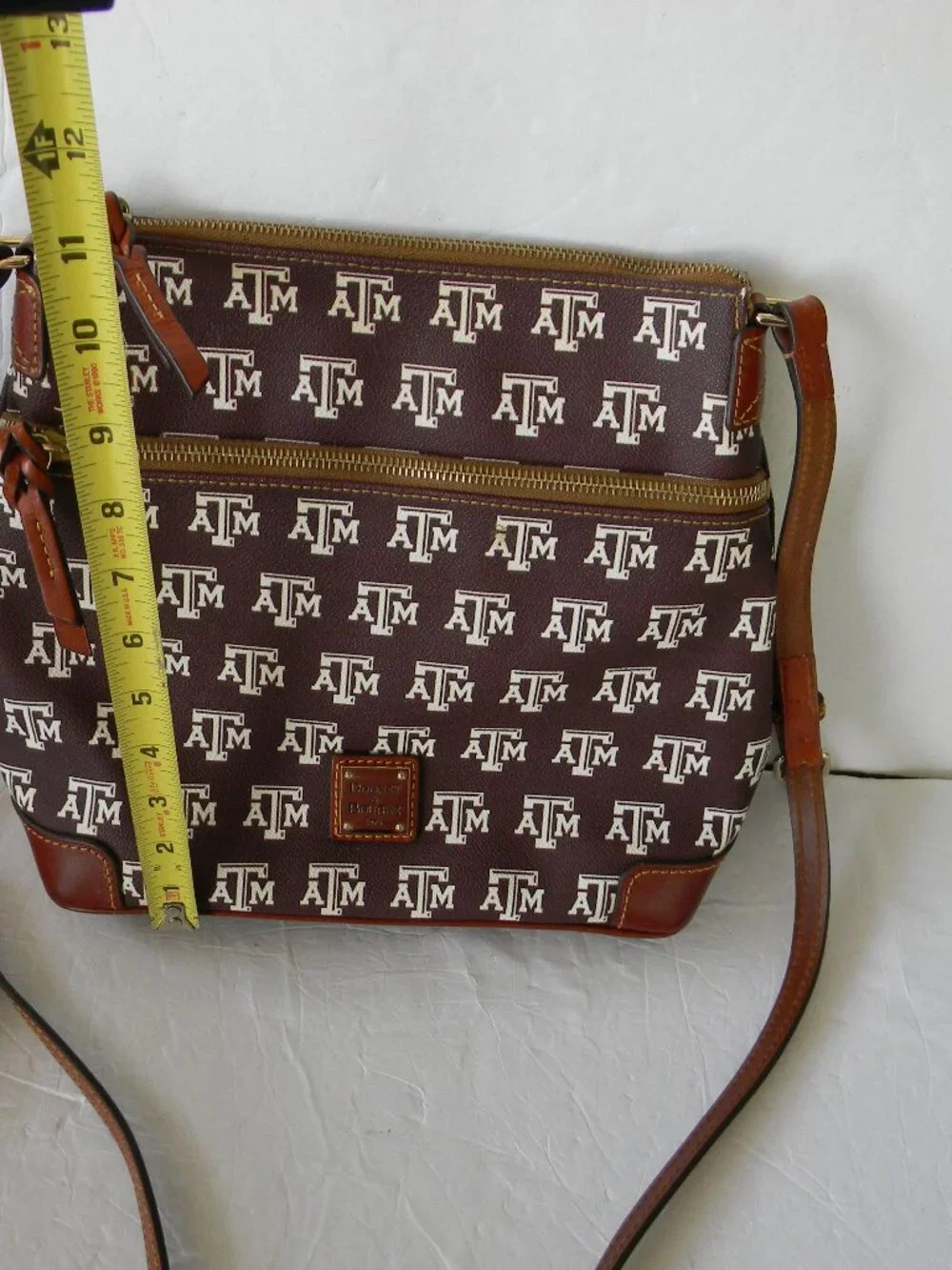 DOONEY & BOURKE TEXAS A&M AGGIES LOGO BROWN MEDIUM CROSSBODY LEATHER TRIM